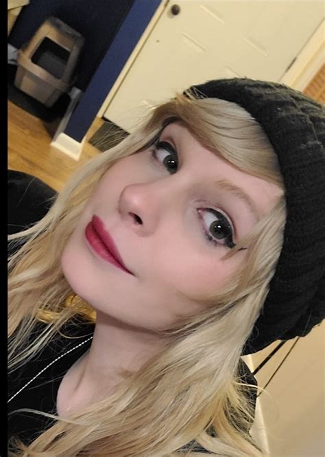 RosieXOX .